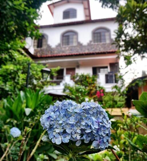 فندق & Restaurant Fleur De Lis