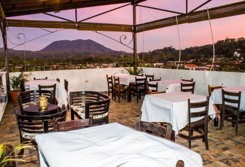 فندق & Restaurant Fleur De Lis