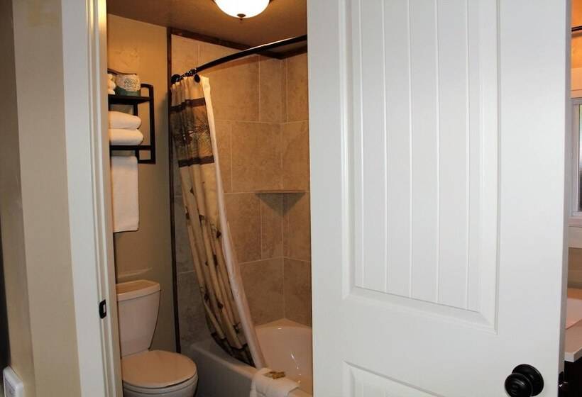 מוטל Elkhorn Cabins And Inn