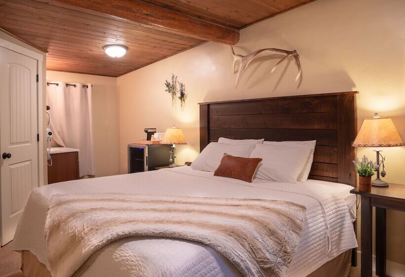 מוטל Elkhorn Cabins And Inn