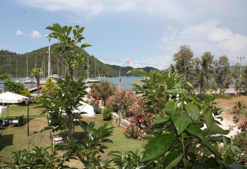 Palmiye Hotel & Marina