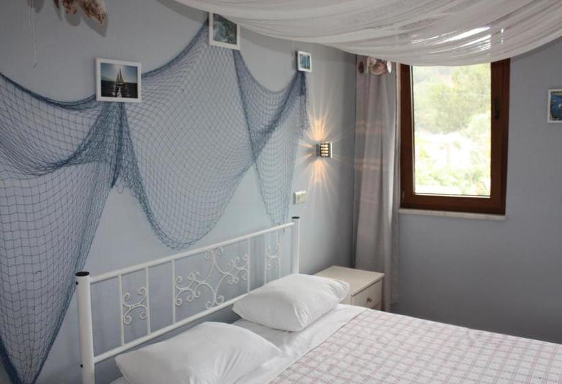 Palmiye Hotel & Marina