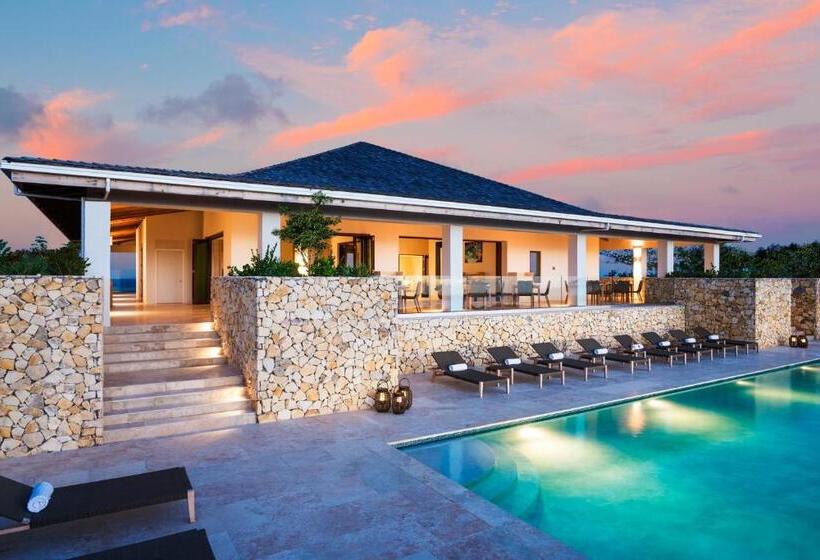 استراحتگاه Sailrock South Caicos   Island Hop Flight Included