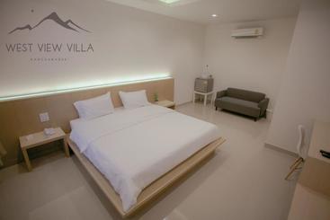 استراحتگاه West View Villa