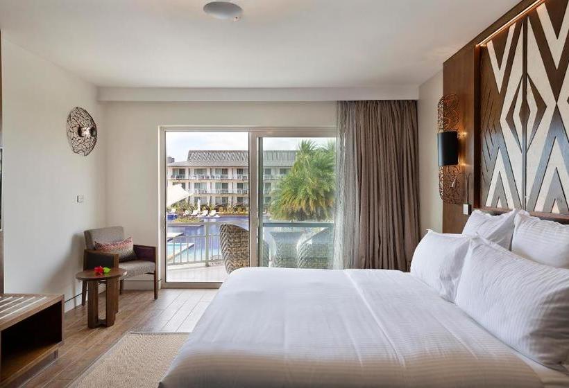 هتل Nadi Bay Resort And Spa Fiji