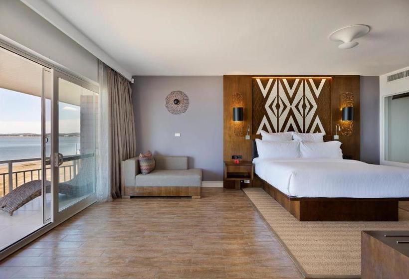 هتل Nadi Bay Resort And Spa Fiji