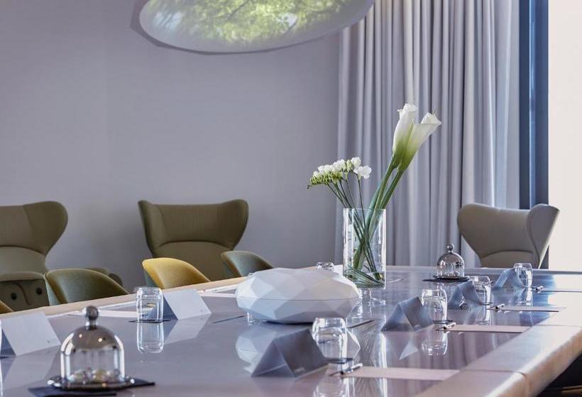 هتل Nadi Bay Resort And Spa Fiji