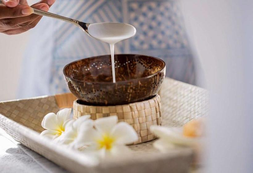 هتل Nadi Bay Resort And Spa Fiji