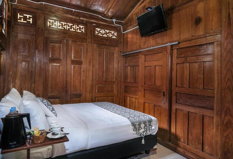 هتل Kampoeng Joglo Boutique