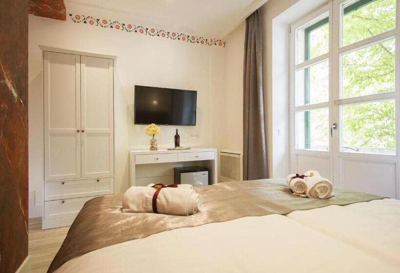 簡易ホテル Well Of Life Luxury Rooms
