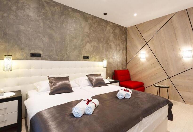 簡易ホテル Well Of Life Luxury Rooms