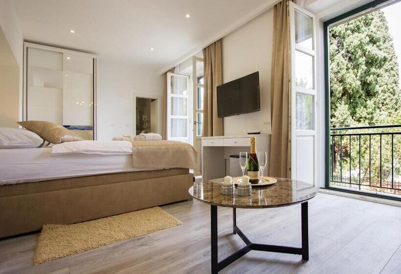簡易ホテル Well Of Life Luxury Rooms