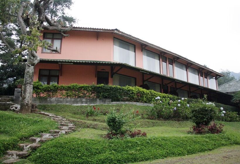 فندق Oyo 209 Permata Hati Resort & Organic Farm
