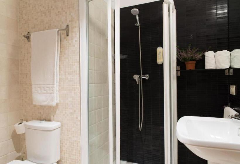 Suites Campo Del Príncipe