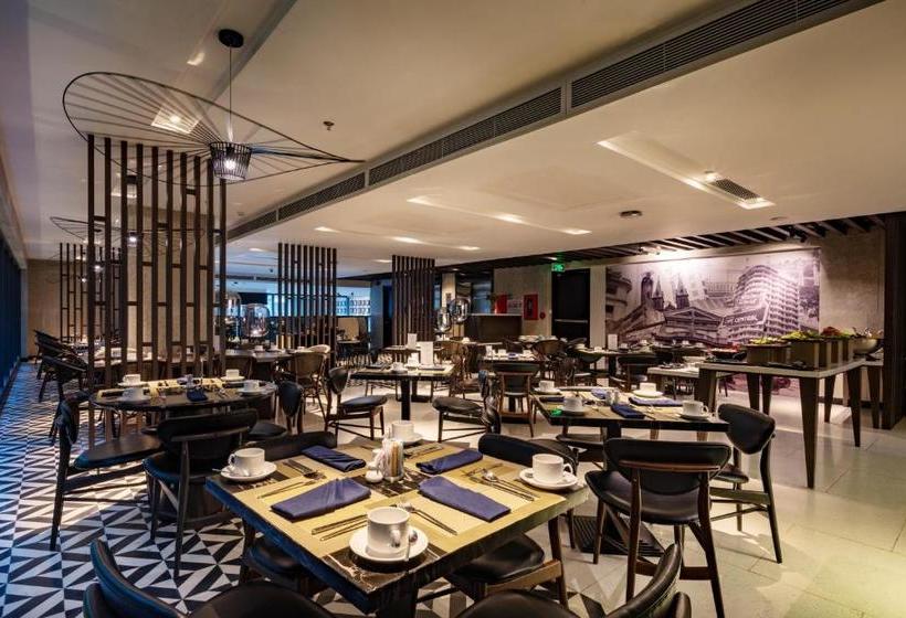 Fotos del hotel Innside By Melia Saigon Central:  10