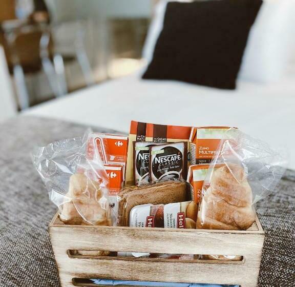 Fotos del hotel Salamanca Suites Libertad:  2