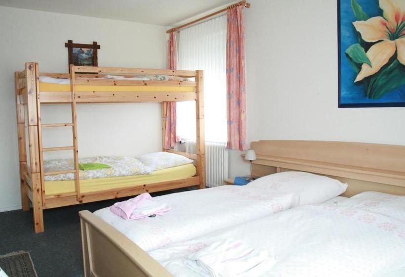 Fotos del hotel Zum Weserwehr:  14