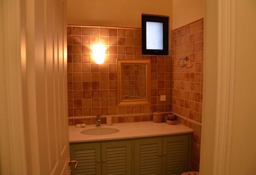 Fotos del hotel Solstice Luxury Suites:  5