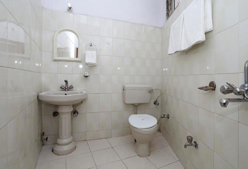 Fotos del hotel Oyo 10282 Hotel Rishi:  19