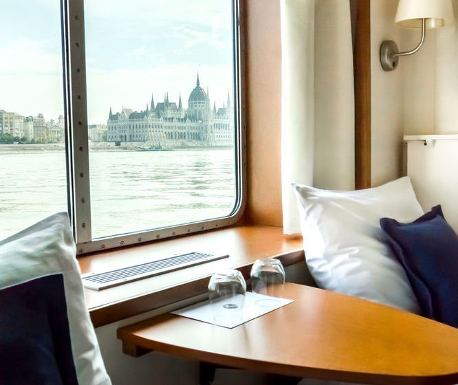 Fotos del hotel Onriver S   Ms Cezanne:  22