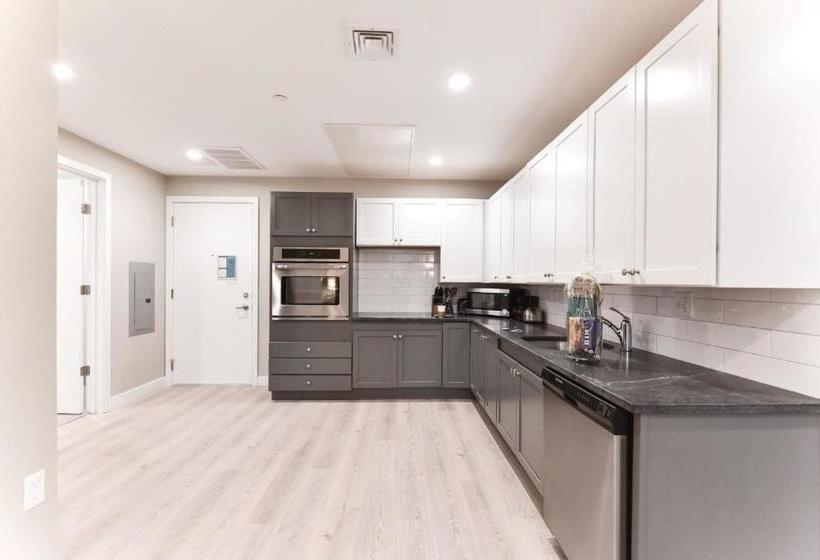 Fotos del hotel Global Luxury Suites Longwood Medical:  8