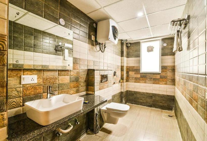 Fotos del hotel Fabhotel Comfort Dome Sector 45:  7