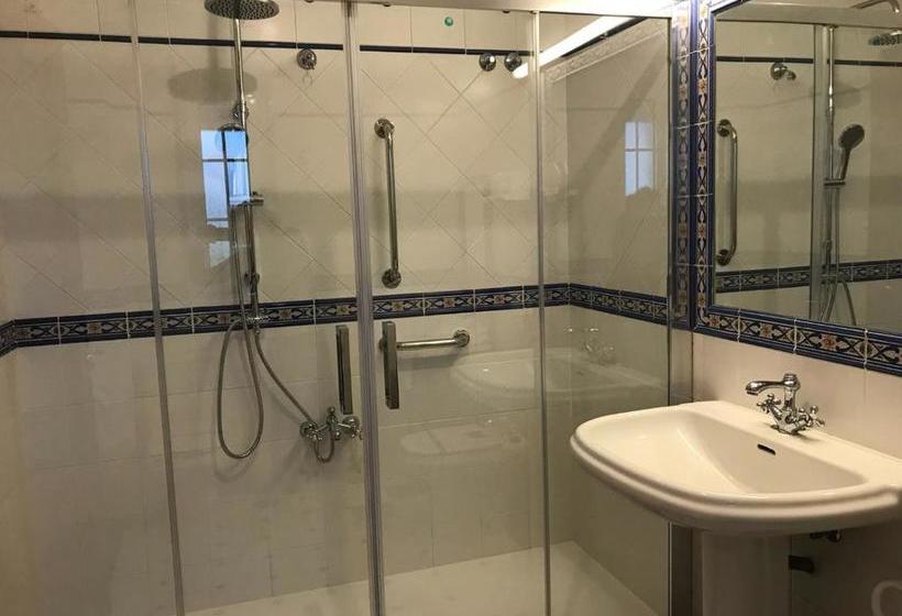 Fotos del hotel La Villa:  8