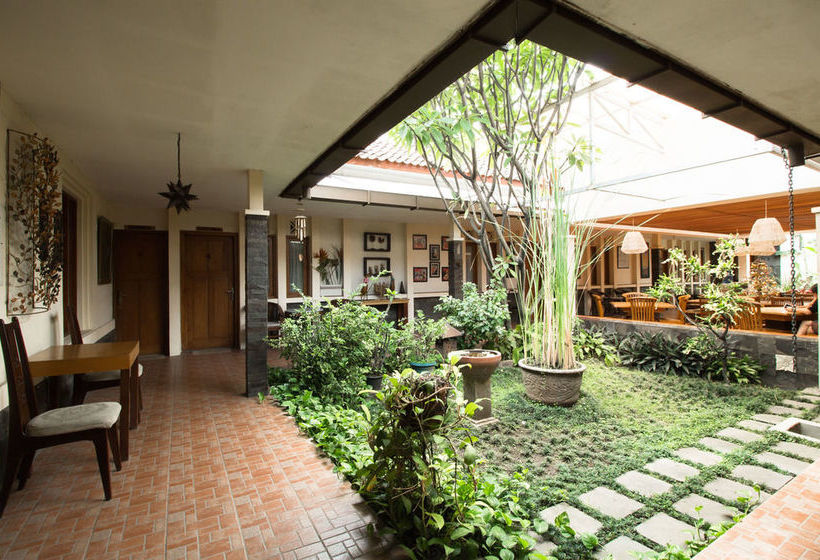 Fotos del hotel De  Tropis Family Guest House:  14