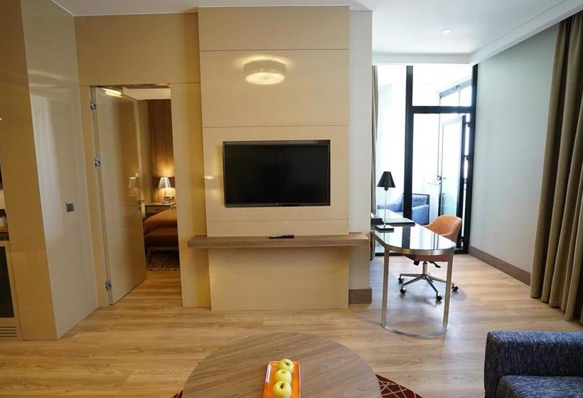 Fotos del hotel Hawthorn Suites By Wyndham Istanbul Airport:  23