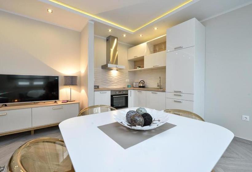 Fotos del hotel Apartments Villa Karla:  7