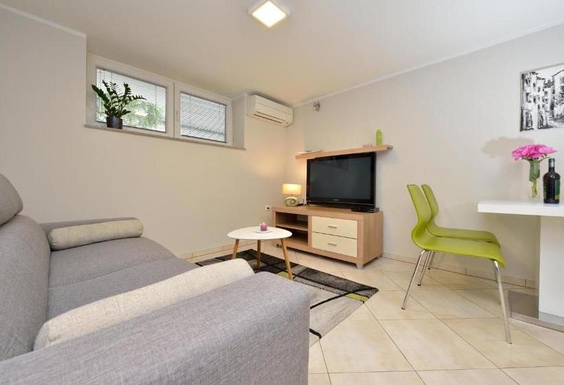 Fotos del hotel Apartments Villa Karla:  15