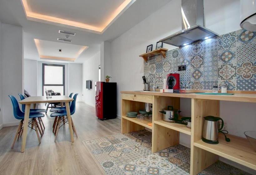 Fotos del hotel Lewis And Peter Apartments Los Remedios:  5