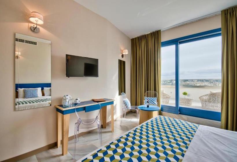 Fotos del hotel The British Suites:  13