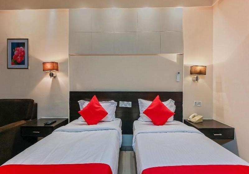 Fotos del hotel Oyo 79040  Sai Prakash:  4