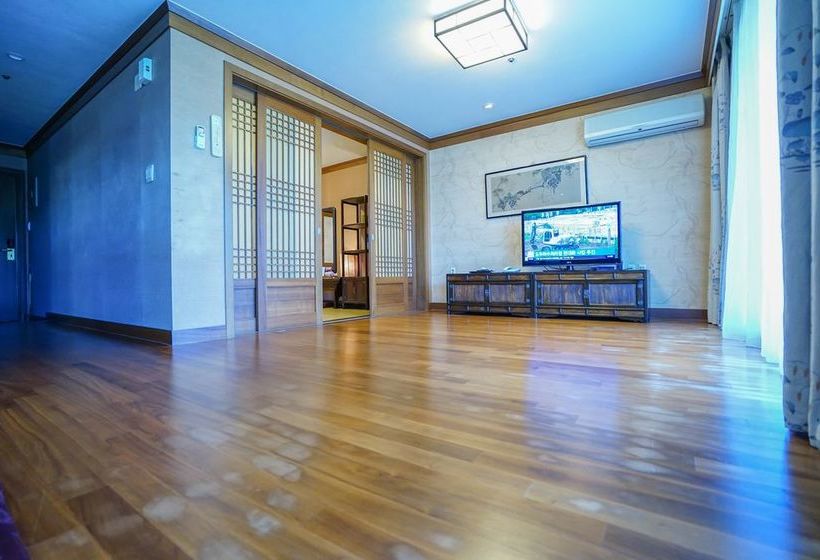 Fotos del hotel Lake Hills Jeju Resort:  8