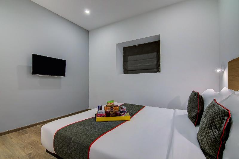 Fotos del hotel Oyo Townhouse 037 Central:  4