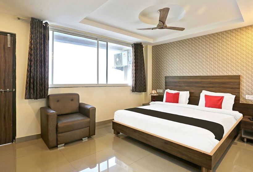 Fotos del hotel Capital O 15079 Navvada Regency:  7