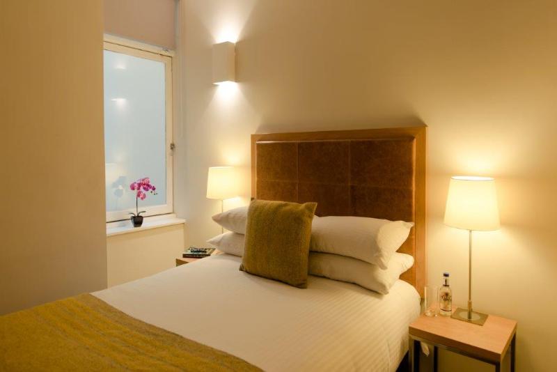 Fotos del hotel Premier Suites Plus Glasgow:  5