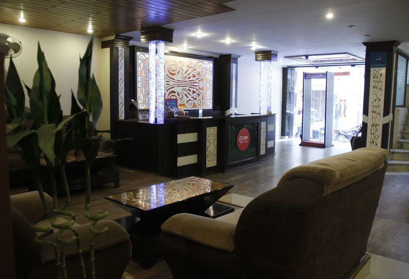 Fotos del hotel Oyo Rooms Gaffar Market 1:  3