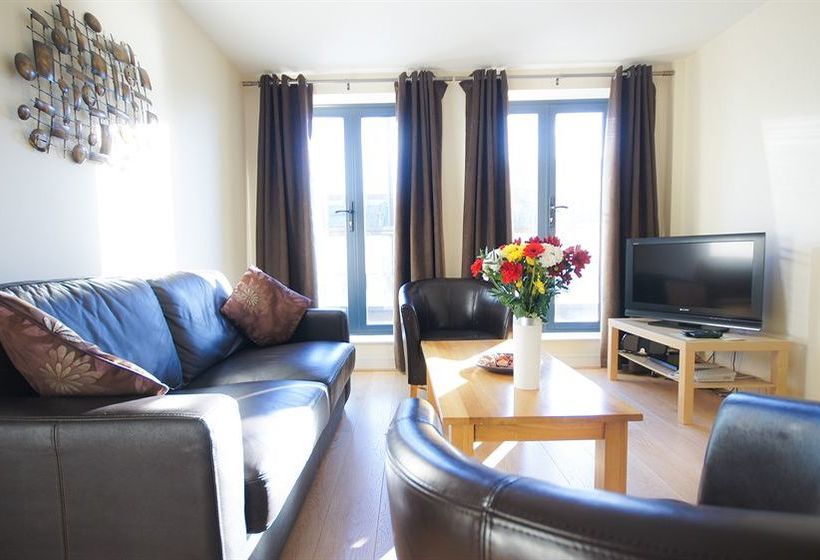 Fotos del hotel Crompton Court Apartments:  12