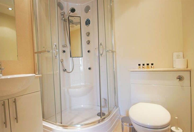 Fotos del hotel Crompton Court Apartments:  7