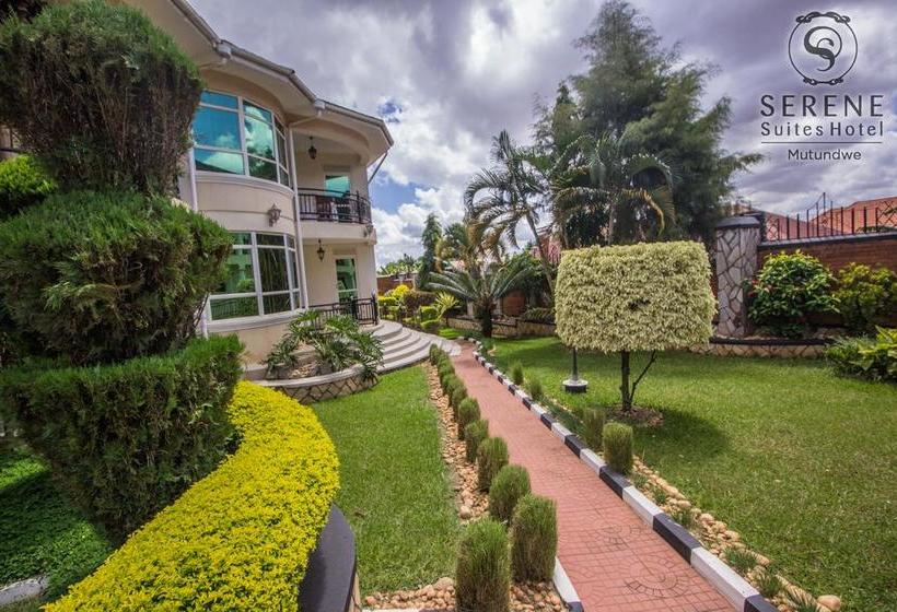 Fotos del hotel Serene Suites:  15