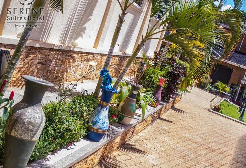 Fotos del hotel Serene Suites:  17