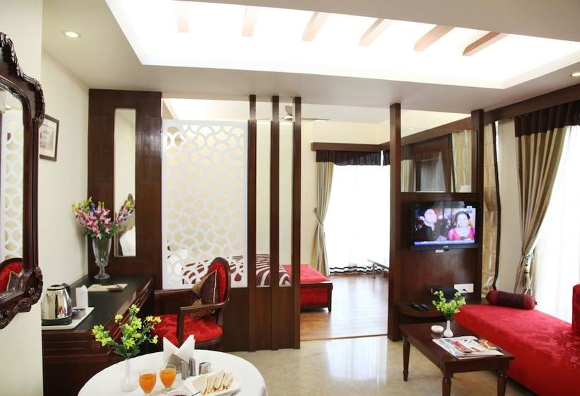 Fotos del hotel A&m Ressidency:  12