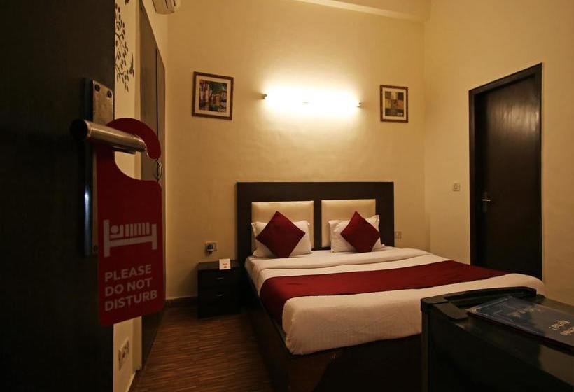 Fotos del hotel Oyo Rooms Safdarjung Extension:  24