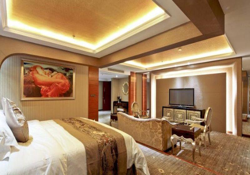 Fotos del hotel Serengeti:  2