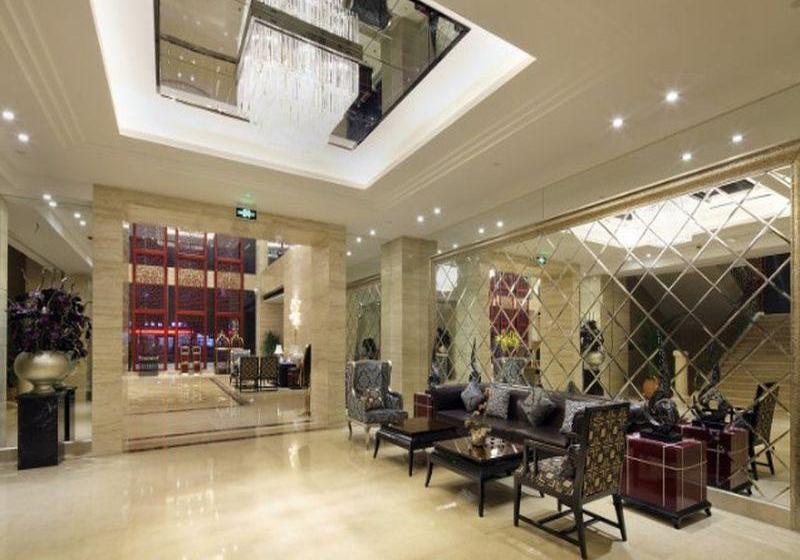 Fotos del hotel Serengeti:  3