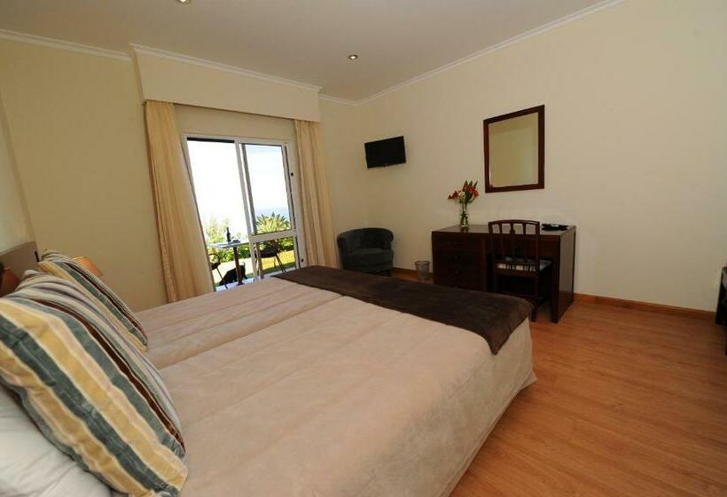 Fotos del hotel Residencial Farol:  15