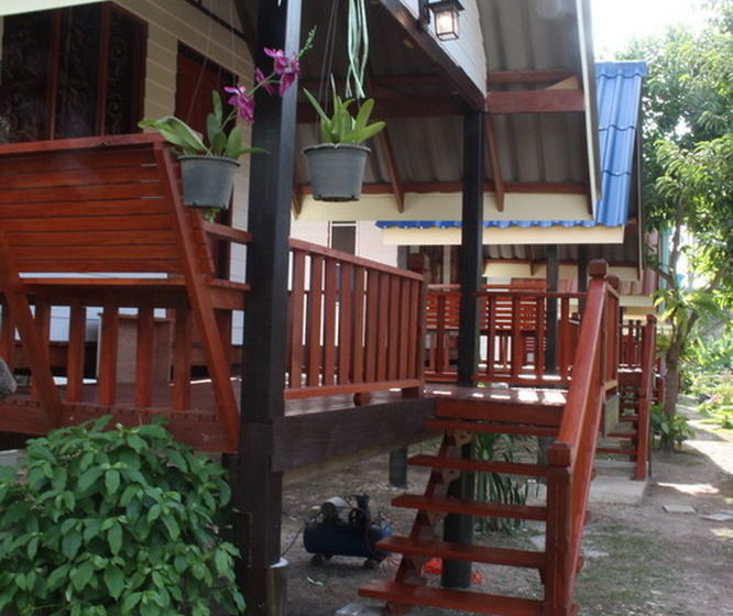 Fotos del hotel Lanta Andaleaf Bungalow:  2