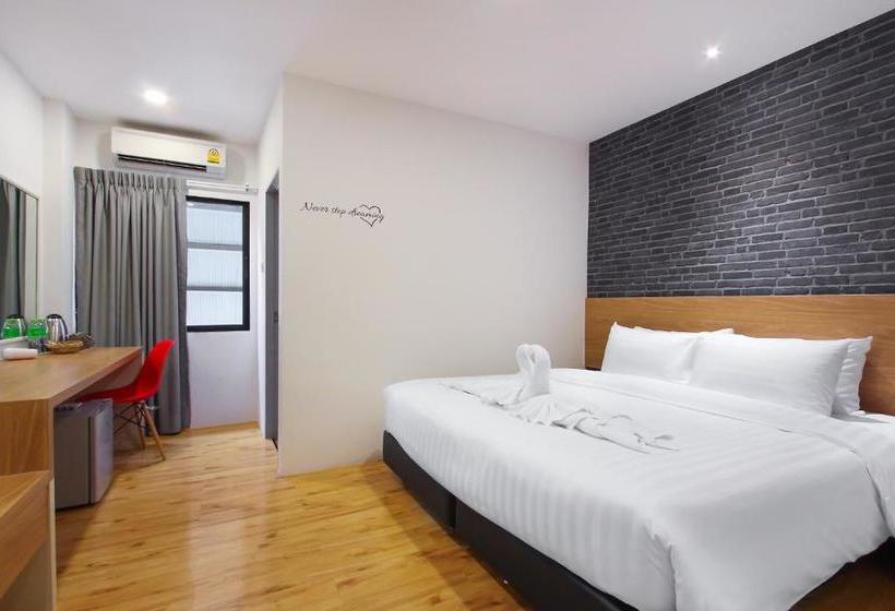 D Varee Xpress Pula Silom, Bangkok